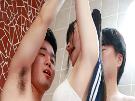 巨乳レイヤー4連中出し乱交オフ会 萌え声＋ピンク乳首に群がるVIP登録会員と戯れる5P撮影会 さぁみんなも登録してね♪ 胡桃さくら　サンプル画像07